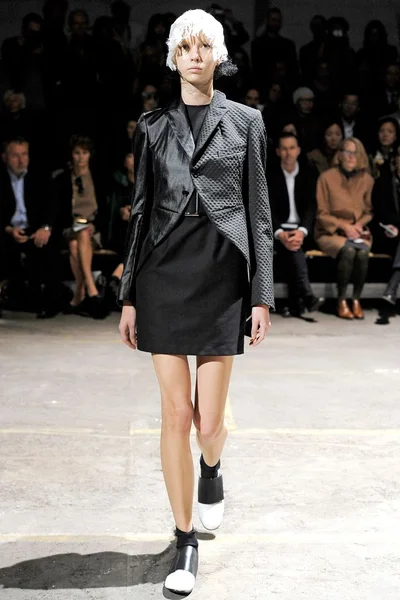 Look 5